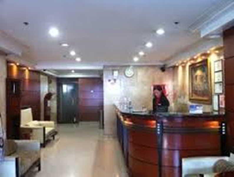 Richville Hotel Mandaluyong Exterior foto